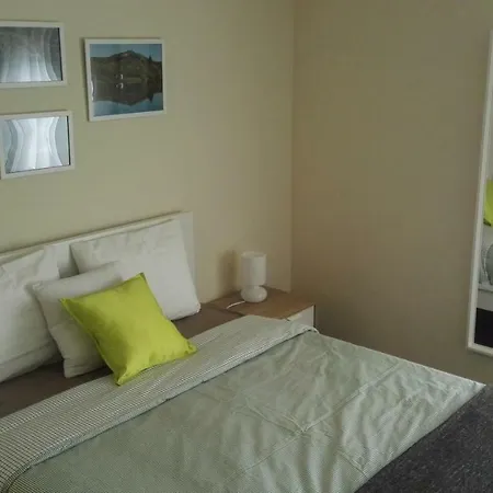 & Blue 3 Bedrooms Апартаменты *