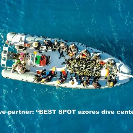 & Blue 3 Bedrooms Lejlighed *