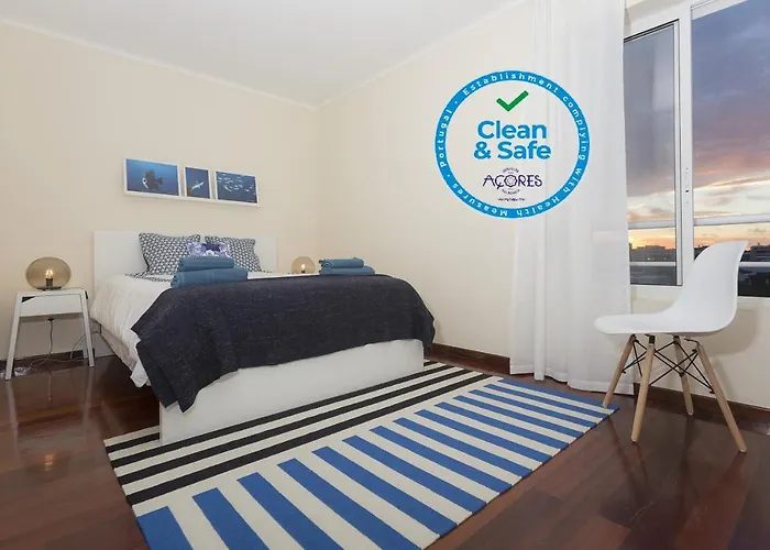 Διαμέρισμα & Blue 3 Bedrooms