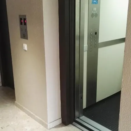 Διαμέρισμα & Blue 3 Bedrooms Πόντα Ντελγκάντα