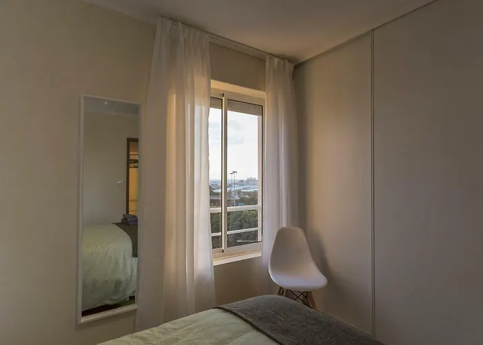 Apartment & Blue 3 Bedrooms